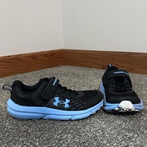 Under Armour Kids' Black Sneakers with Blue Accents